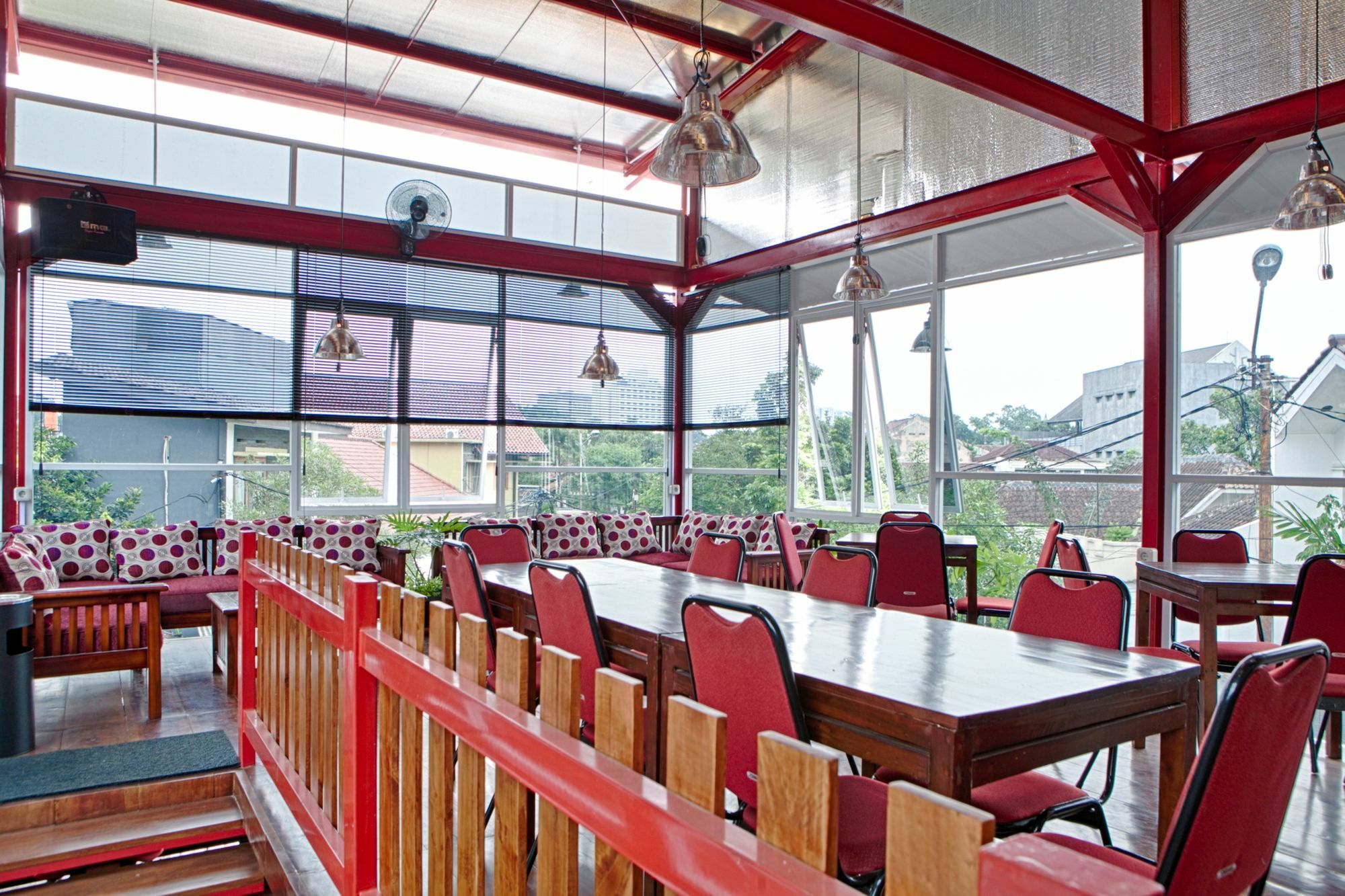 Reddoorz Plus Near Riau Street Bandung Extérieur photo